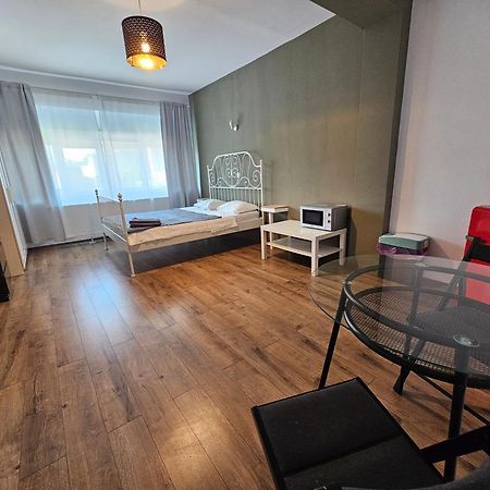 Color Apartments Old Town Center Бухарест Екстер'єр фото