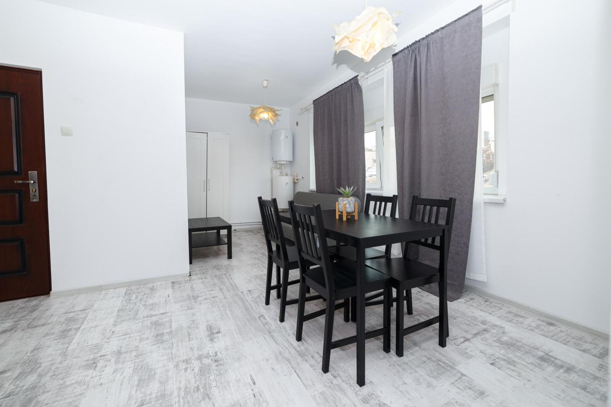 Color Apartments Old Town Center Бухарест Екстер'єр фото