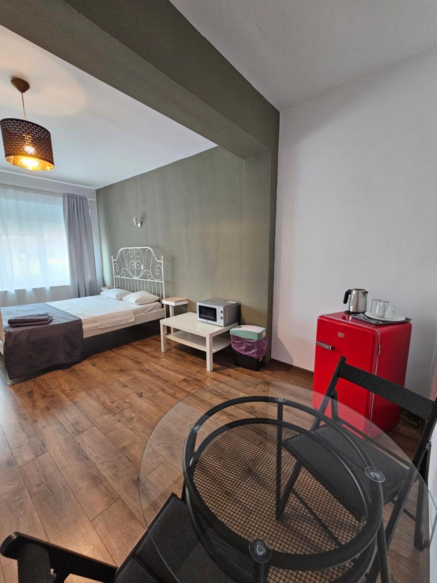 Color Apartments Old Town Center Бухарест Екстер'єр фото